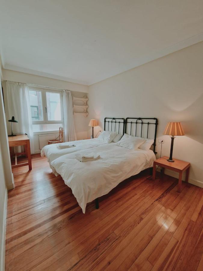Amplio Piso En La Playa De 135 M2 Con Garaje Lejlighed Zarautz Eksteriør billede